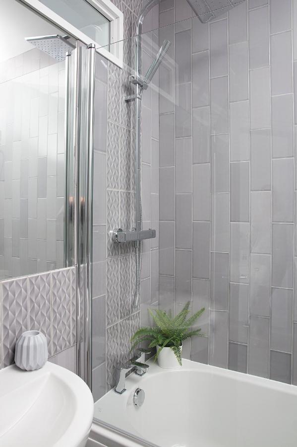 Beautiful First Floor Apartment Poulton-le-Fylde Zewnętrze zdjęcie