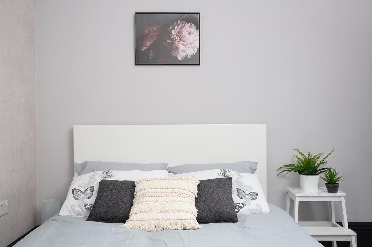 Beautiful First Floor Apartment Poulton-le-Fylde Zewnętrze zdjęcie